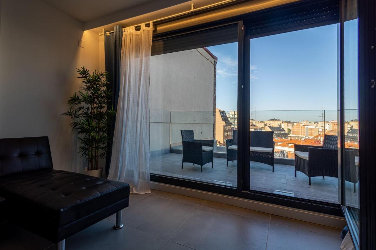 Edificio Santiago By Plaza Mayor Apartamentos 巴利亚多利德 外观 照片
